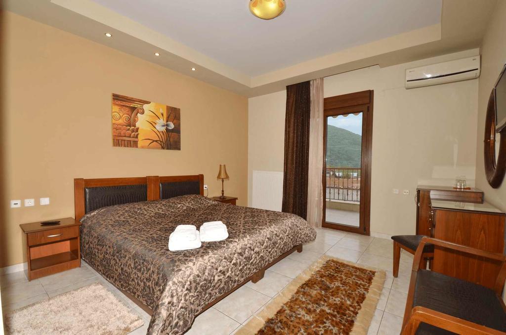 Hotel Philippion Káto Loutrákion Kültér fotó
