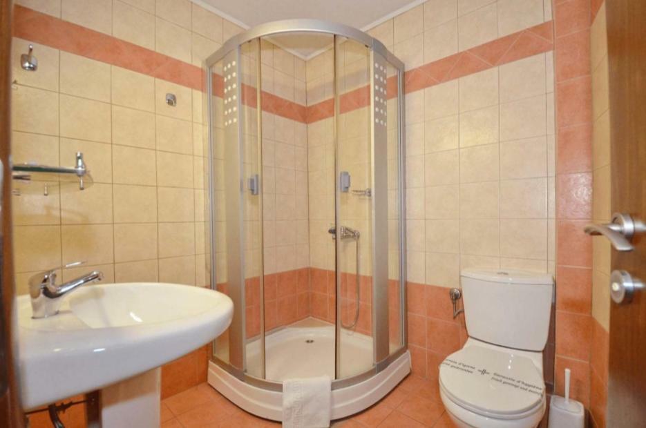 Hotel Philippion Káto Loutrákion Kültér fotó