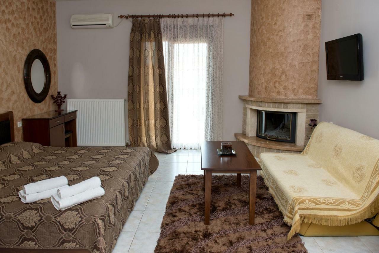 Hotel Philippion Káto Loutrákion Kültér fotó